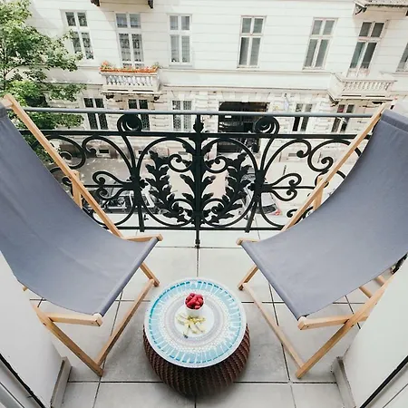 Apartment Oomph Warsaw Central Elegant Apartment Warsaw