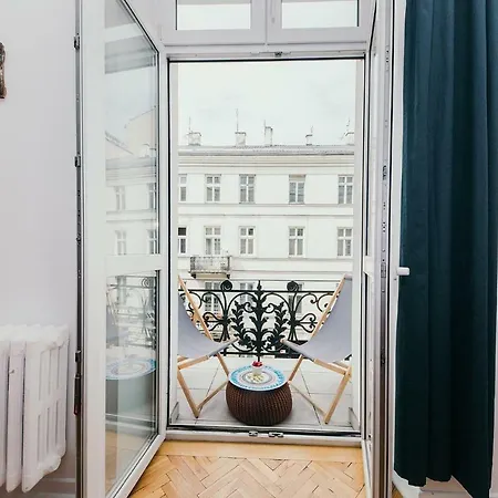 Apartment Oomph Warsaw Central Elegant Apartment