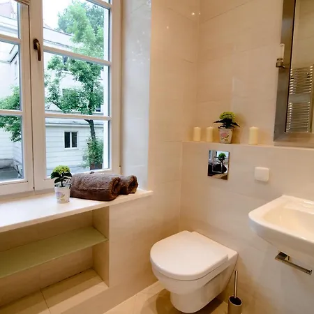 Apartment Charme De Warsaw