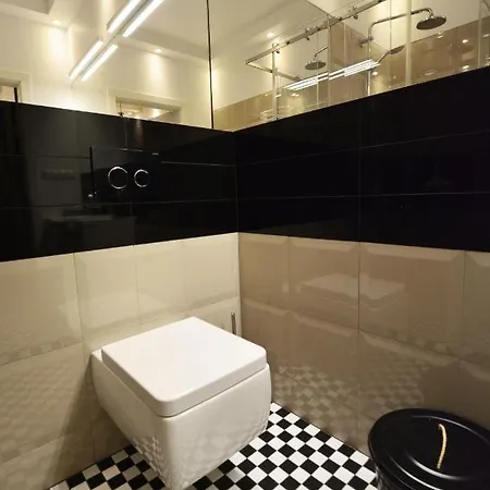Ząbkowska 5 * Warszawa