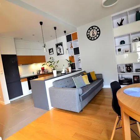 Zabkowska 5 *