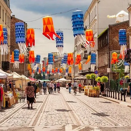 Ząbkowska 5 * Warszawa