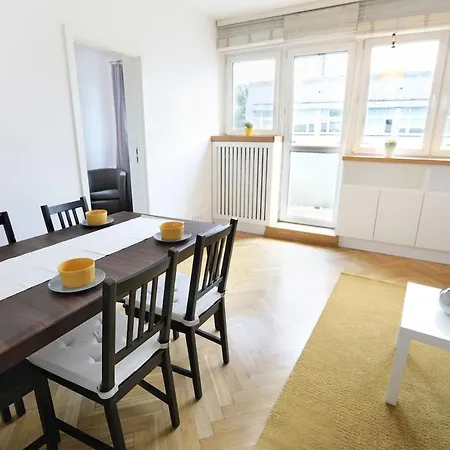 Bright And Charming- Golden Apartments- Old Town