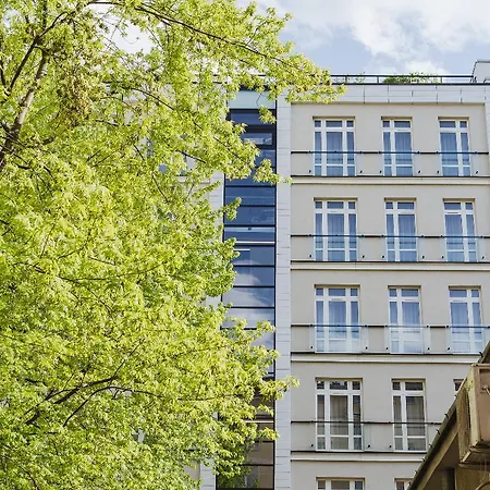 No.4 3* Warschau
