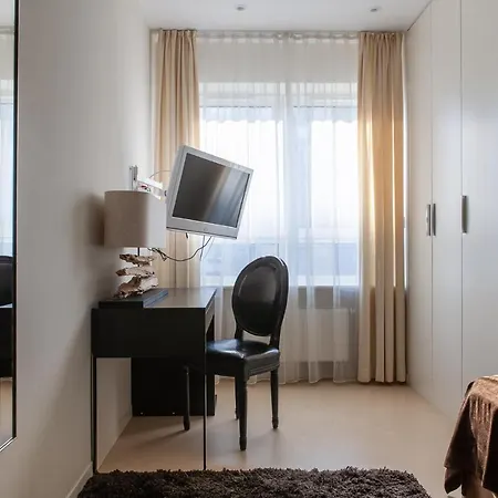 Visionapartments Grzybowska * Warszawa