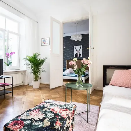 Oomph Warsaw Central Elegant Apartment Lägenhet