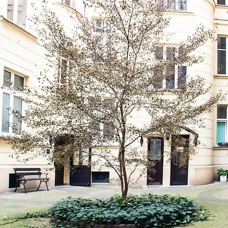 Kopernika Srodmiescie Apartment *
