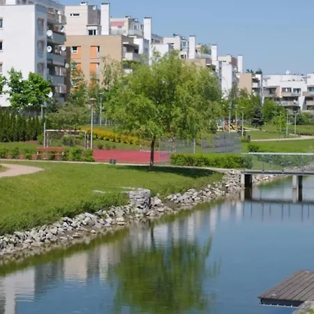 Apartment Vive Modern 3-bedroom Flat In Guarded Estate, Parking