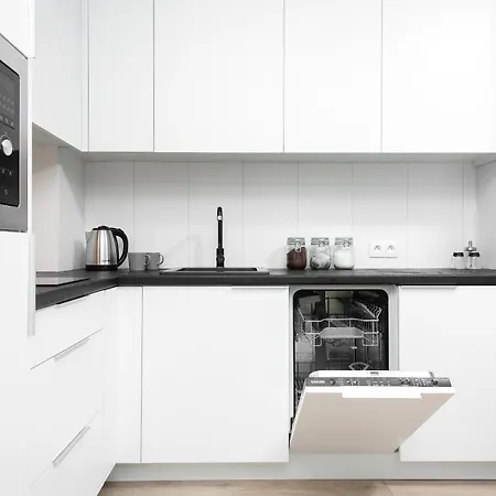 Center By Renters * Warszawa