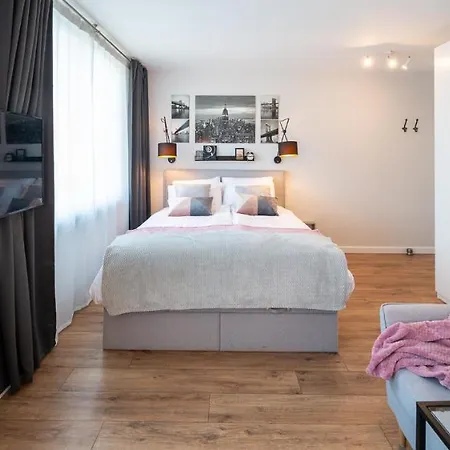 We Metro Centrum Apartment