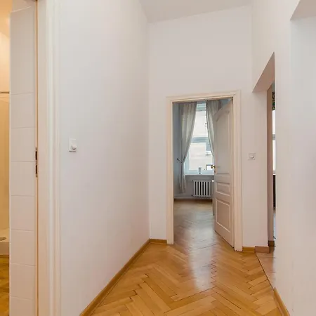 Shortstaypoland Boduena Apartment *