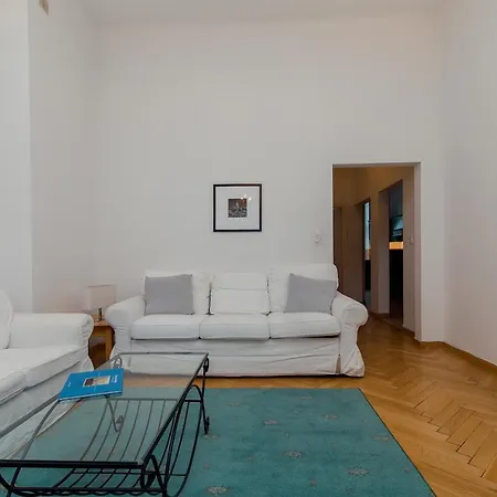 Shortstaypoland Boduena Apartment *