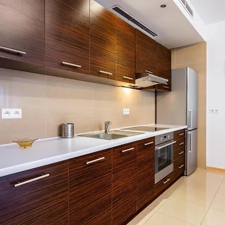 Green Wood Platinum Towers Апарт-отель *