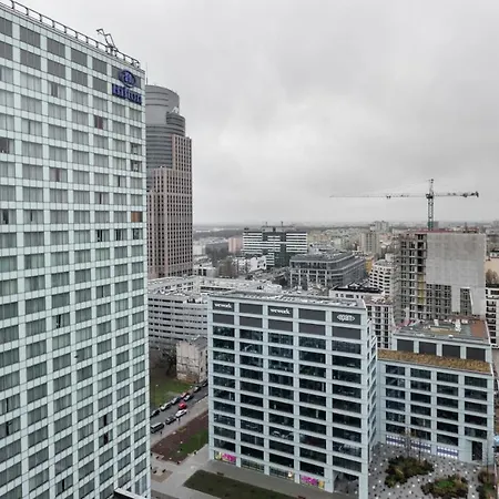 Green Wood Platinum Towers Апарт-отель Варшава