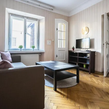 Elegant Royal Route Ii Apartment *