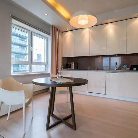 Апарт-отель Green Wood Platinum Towers Варшава