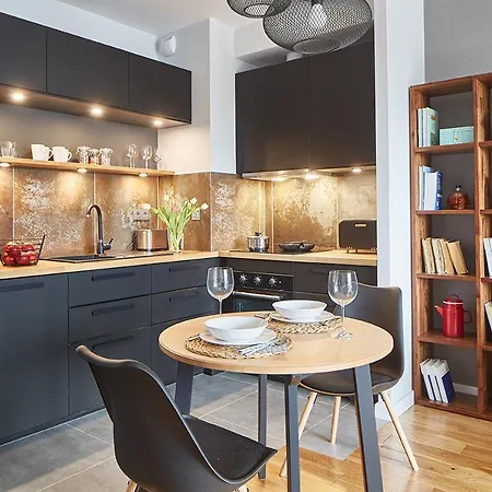 Zoliborz Arkadia By Renters Prestige Apartment