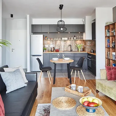 Zoliborz Arkadia By Renters Prestige Warsaw