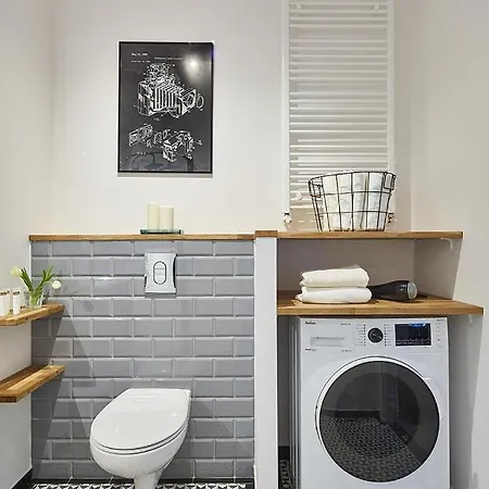 Zoliborz Arkadia By Renters Prestige Warsaw