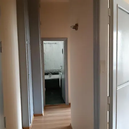 Just Central Rail Homestay Warsaw