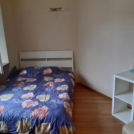 Just Central Rail Homestay
