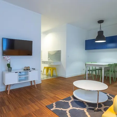 Rentplanet - Bagno Apartment Warsaw