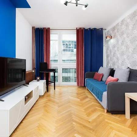 Apartment By Renters Warsaw