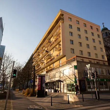 Center By Renters Apartman Varsó