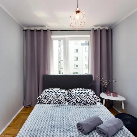 Clicktheflat Hoza Street * Варшава