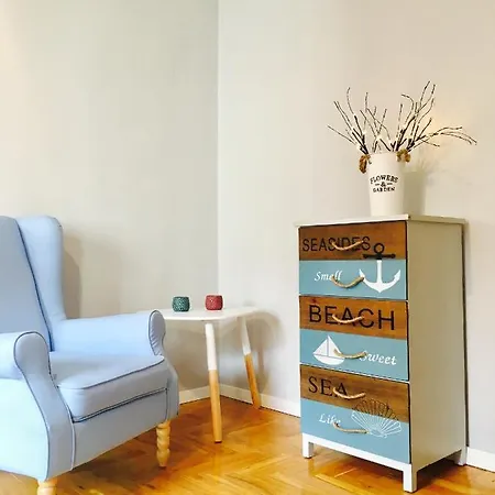 Clicktheflat Hoza Street Хостел *