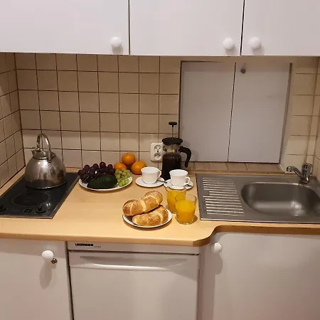 Appartement Rentonline Koscielna Old Town Warschau