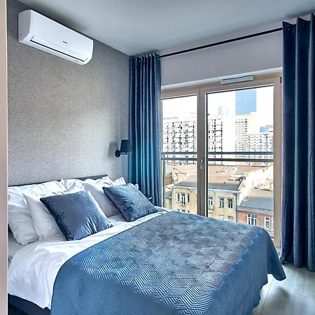 Apartment Mennica By P&o Serviced *