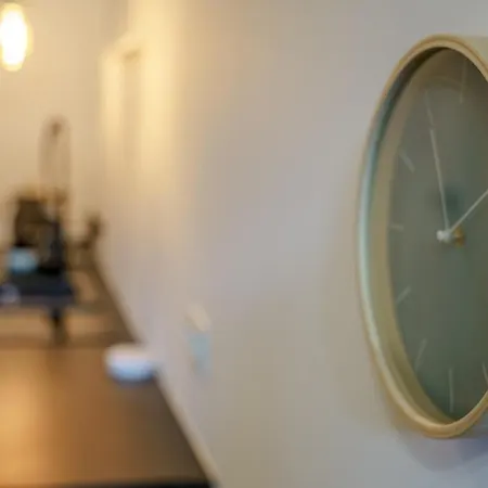 Bright And Spacious- Golden Apartments- Old Town アパート *