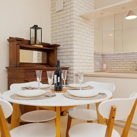 Lägenhet Espace Wilanow By Renters Warszawa