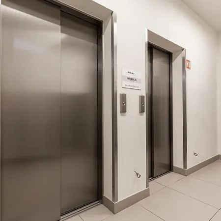 Apartamento Business Wolska By Renters *
