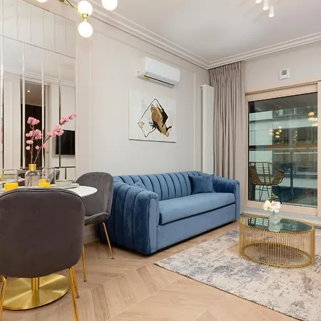Mennica By Renters Prestige * ורשה