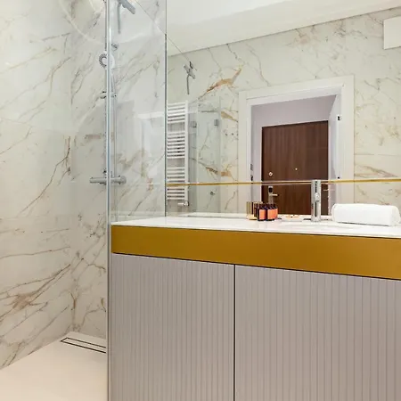Mennica By Renters Prestige ורשה