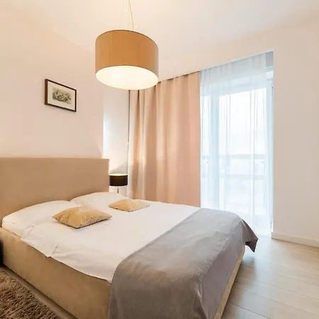 Platinum Towers E-apartments Aparthotel 4*