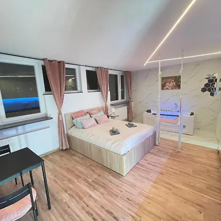 Yourapart Jacuzzi Przy Zamku Królewskim * Warszawa