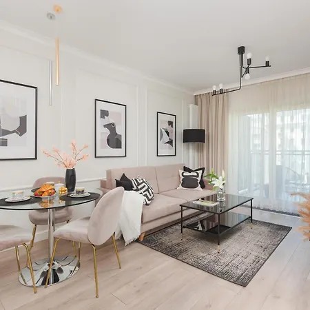 Mennica By Renters Prestige דירה ורשה