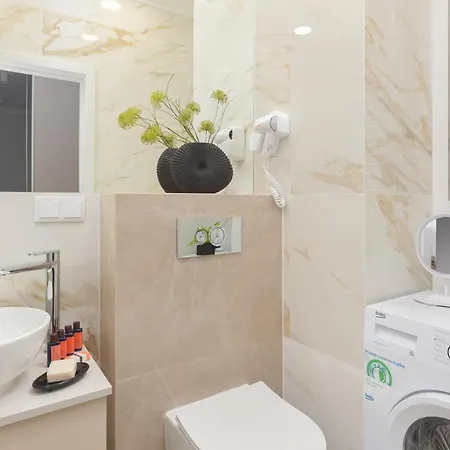 דירה Mennica By Renters Prestige
