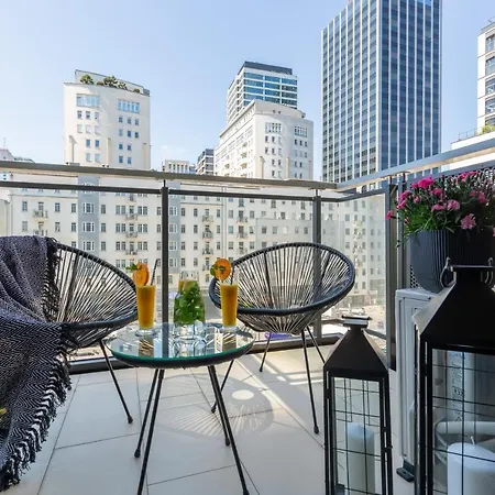 Mennica By Renters Prestige ורשה