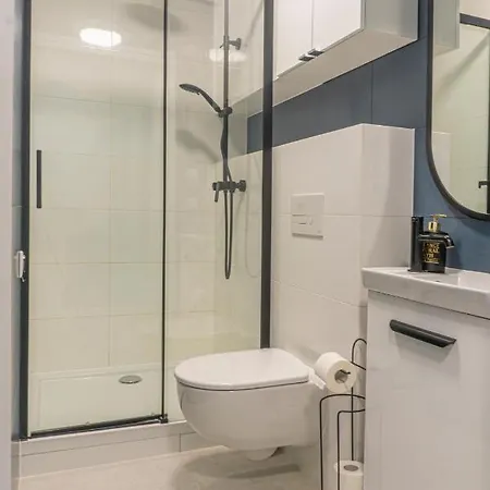 Batorego 18 - Blue - 450m Stacja Metra Pola Mokotowskie, 800m Biblioteka Narodowa, 20m Piekny Park Pola Mokotowskie, 800m Do Sgh - Wifi - Smart Tv - Good Διαμέρισμα *