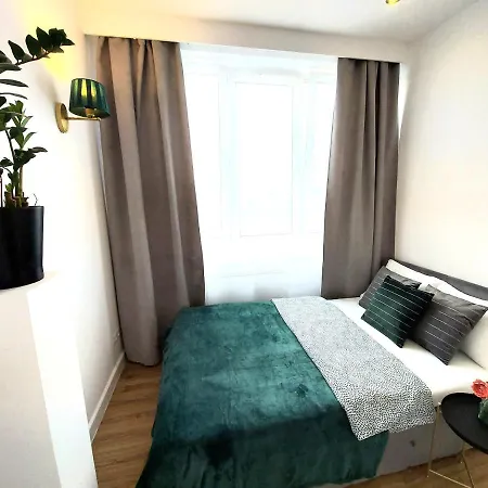 Smolna Apartman Varsó