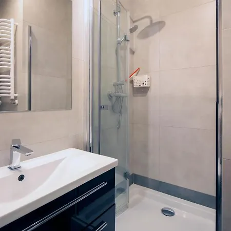 - Aparts Konstruktorska Apartment Warschau