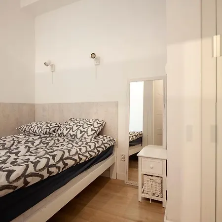 Apartment - Aparts Konstruktorska Warschau