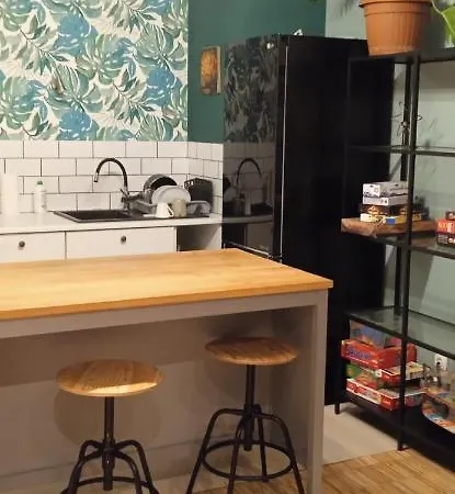 Apartament Solec 38 *