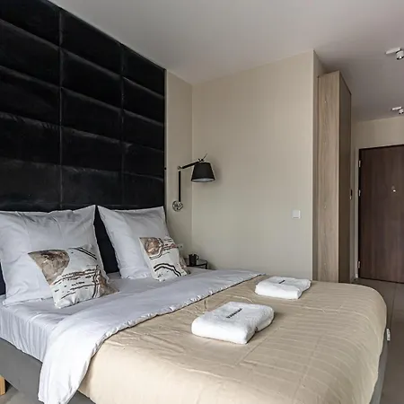 Apartment Mennica By P&o Serviced