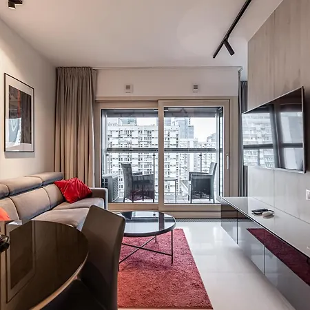 Apartment Mennica By P&o Serviced *