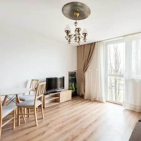 East Koneser Apartment *